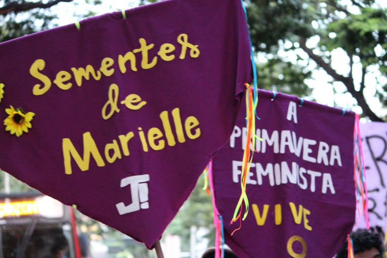 08-03-19 - 8M Dia de Luta das Mulheres - Nossas vidas valem mais!