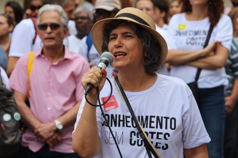 16/05/19 - Concentração no Campus Saúde para o Ato em Defesa da Educação